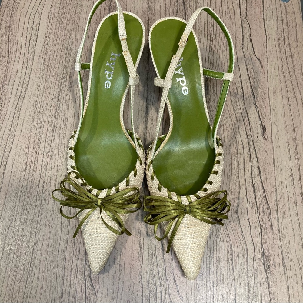 HYPE slingback kitten heels